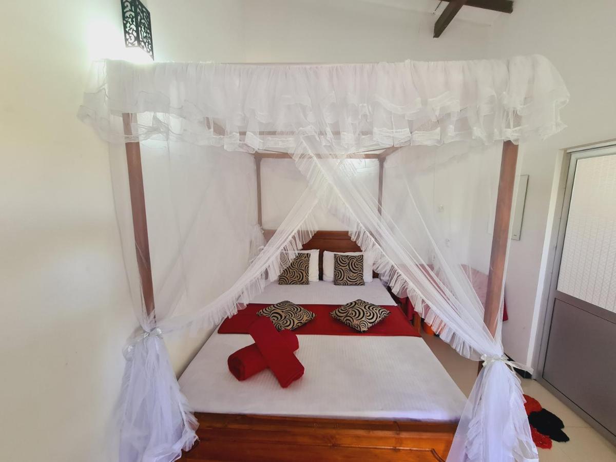 Peacock Villa Resort Удавалаве Екстериор снимка